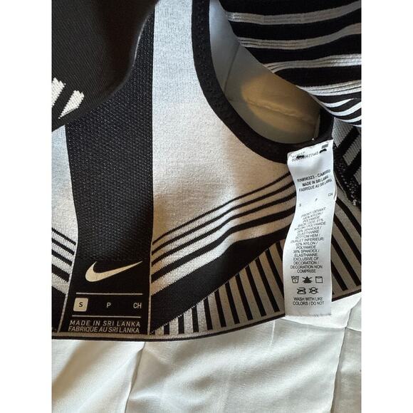 NIKE FLY KNIT SPORTS BRA SIZE Small - Picture 6 of 6